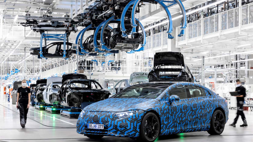 Mercedes-Benz revs up to sustainable mobility