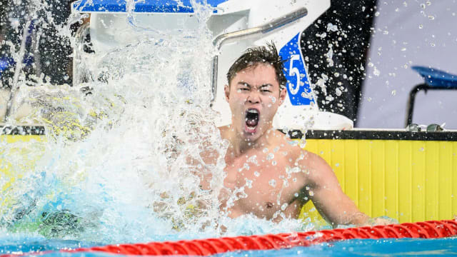 涉吸毒风波 张正伟3万5000元奖金正在审查中