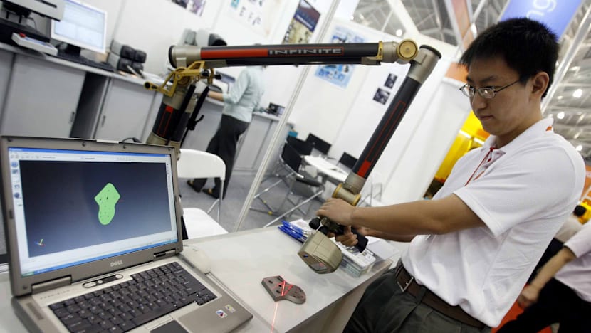 Govt ‘developing more attractive career paths’ for S’porean, PR engineers
