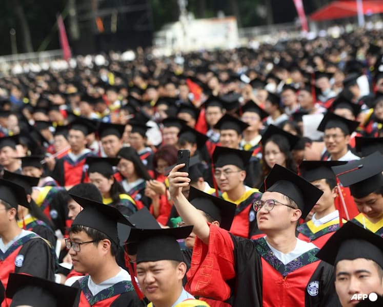 Chinese universities clamp down on AI-generated content, as record graduation season starts 