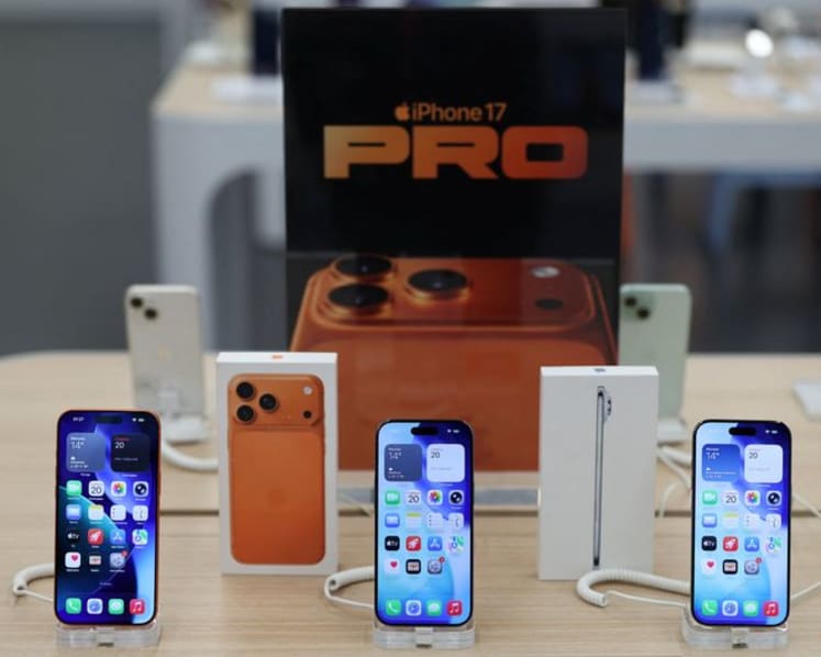 Global smartphone shipments in second quarter hit lowest in 13 years on memory chip crunch