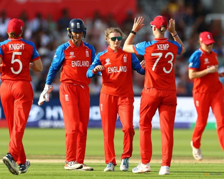 Australia dominate England to win T20 World Cup