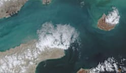 Perang Amerika, Israel dan Iran: Iran kenakan semula “kawalan ketat” di Selat Hormuz susuli kepungan Amerika