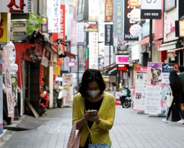 Commentary: Why South Koreans don’t want to be friends with colleagues on social media