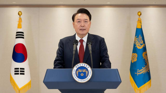 尹锡悦将出席弹劾案庭审 并自我辩护