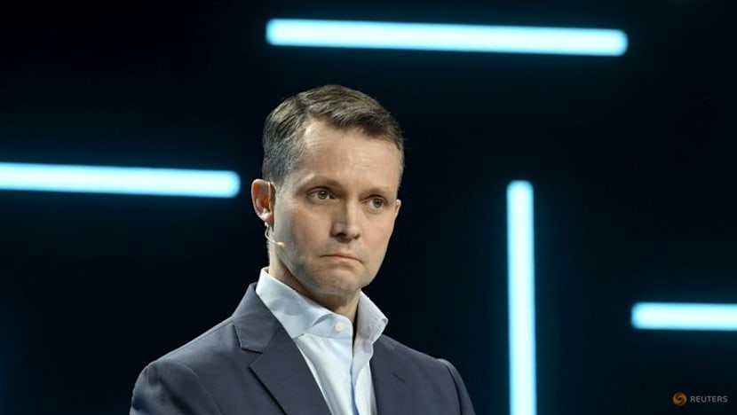 Nokia CEO compares AI surge to 1990s internet boom, but plays down bubble fears