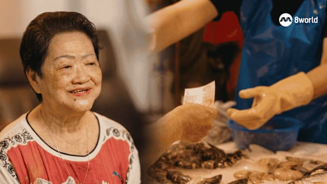 新闻深呼吸+ | 不会英文 教育不高的年长者怎么在无现金社会生存？