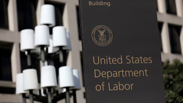 美国联邦政府局部停摆 劳工部暂停更新经济数据