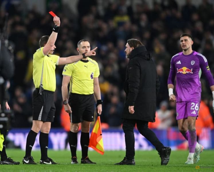 Leeds boss Farke fined and suspended for confronting referee after loss to City