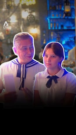 18-year-old tries to save her family's restaurant