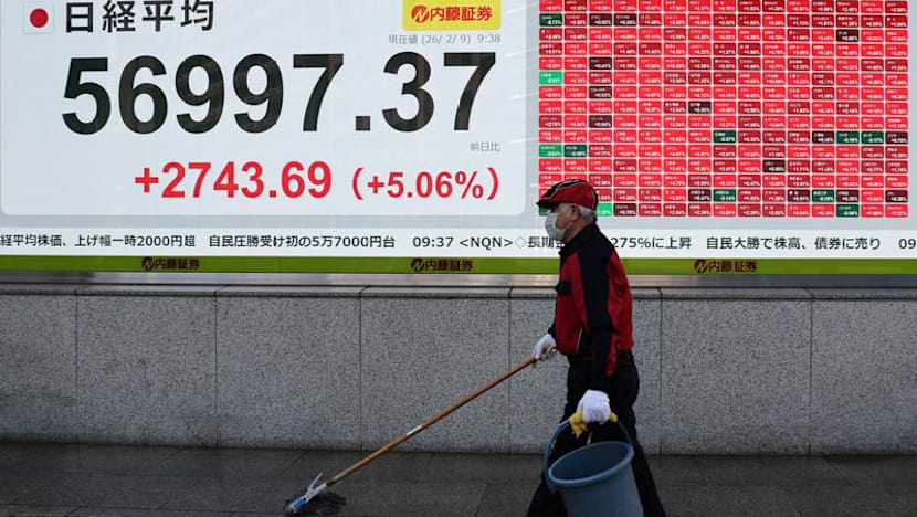 Asia stocks rally as Nikkei jumps, chip sector rebounds