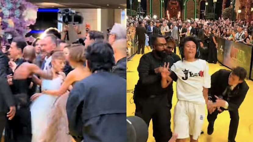 Momen panik Ariana Grande diserang fans nekat saat premiere film Wicked di Singapura