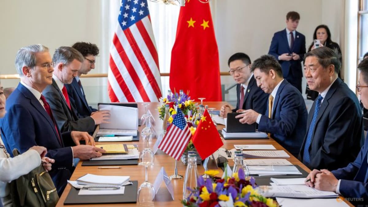 US, China to resume tariff talks in effort to extend truce