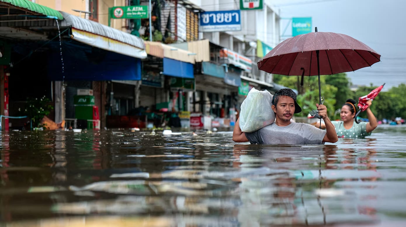 泰国暴雨水灾增至23死 政府拨数十亿泰铢救灾