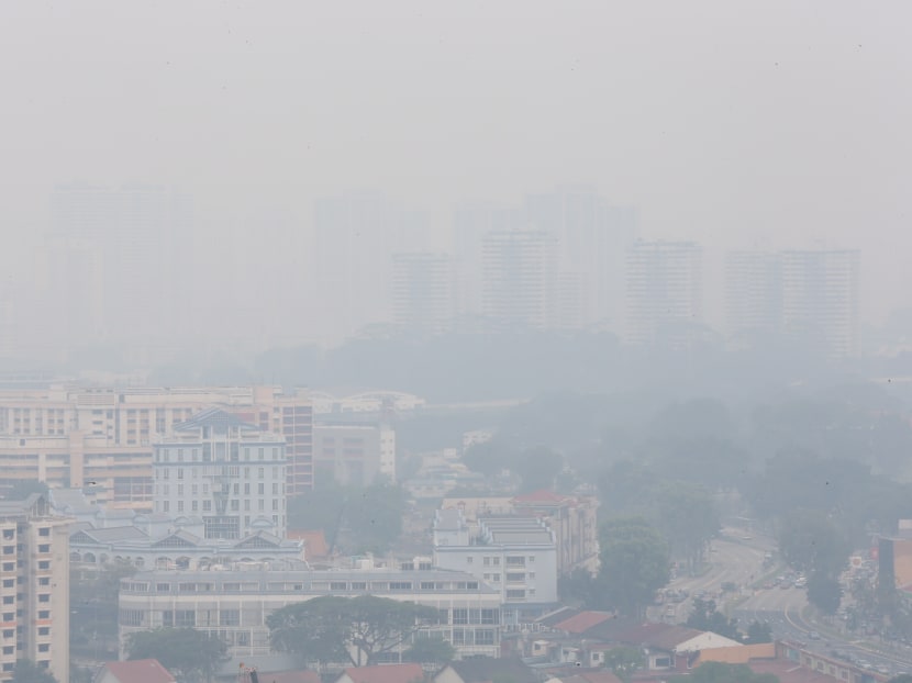 Haze hits levels not seen since 1997 record
