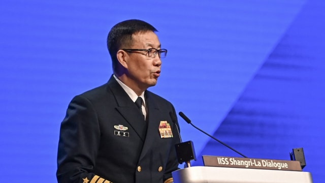 中国防长董军：中方对南中国海侵权挑衅行径的克制有限