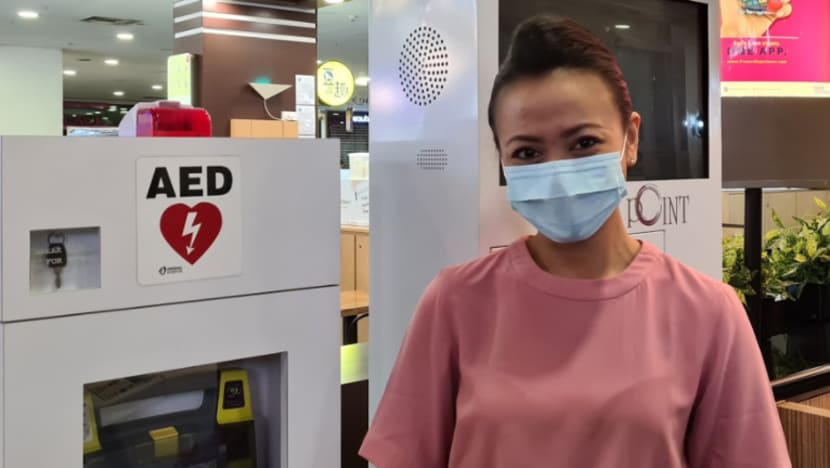 Nur Aishah diiktiraf SCDF kerana selamatkan nyawa pak cik 69 tahun di Yew Tee Point Nur Aishah diiktiraf SCDF kerana selamatkan nyawa pak cik 69 tahun di Yew Tee Point