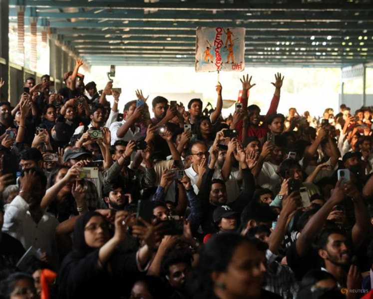 India deploys thousands of police ahead of election protest