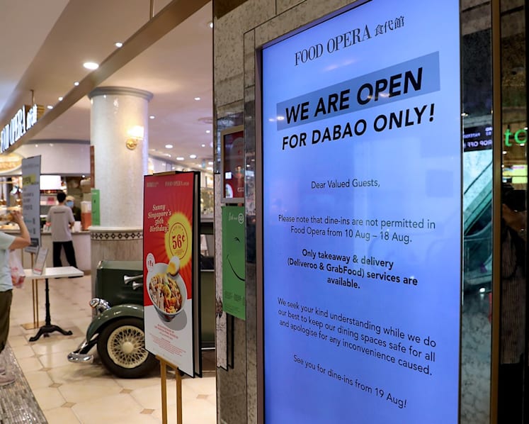 Despite easing of dine-in rules, some F&B outlets accept only groups of fewer than 5 or takeaways
