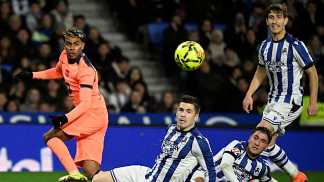 西甲：巴塞罗那以1比2败给皇家社会