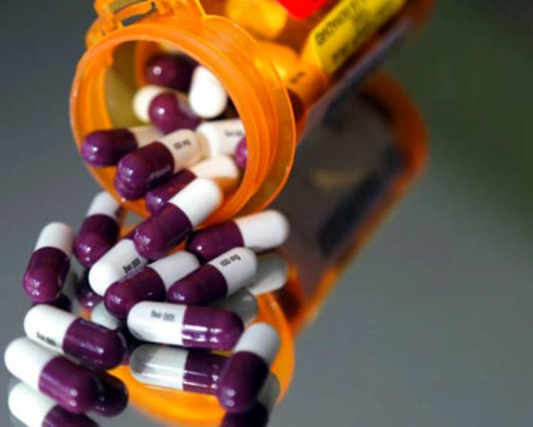 Democrats must find narrow path to curb high medicine prices