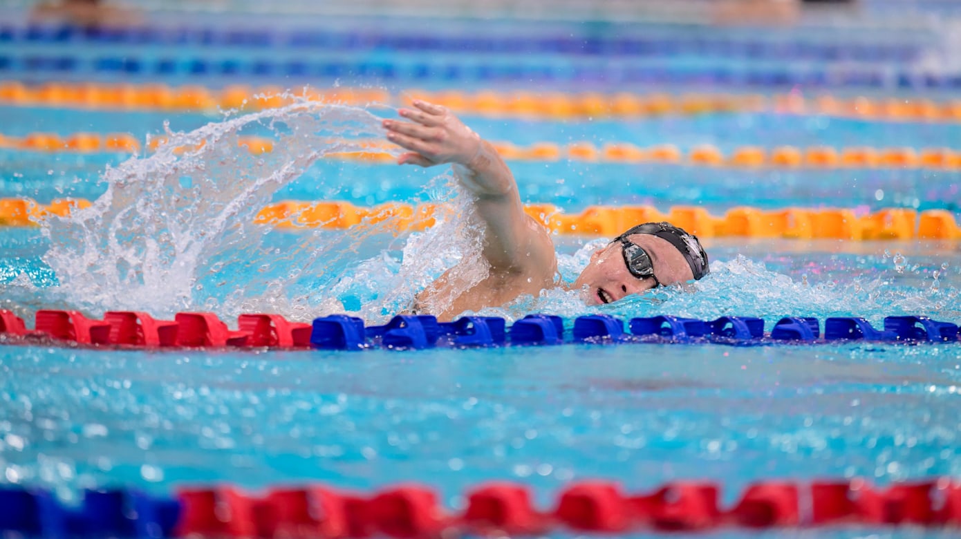 东运会女子游泳预赛 我国全体泳将顺利晋级决赛