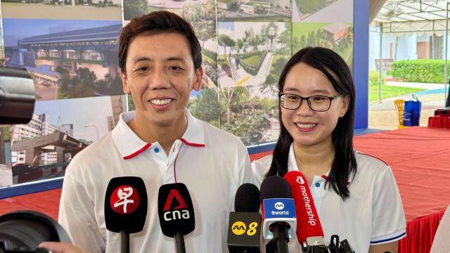 前常任秘书萧振祥现身蔡厝港选区活动