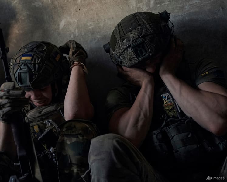 Commentary: As war drags on, Ukrainian leaders play the blame game