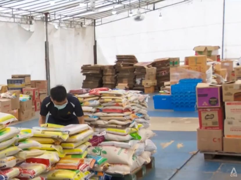 Help wanted: Charity groups struggle to spread festive cheer amid dwindling support