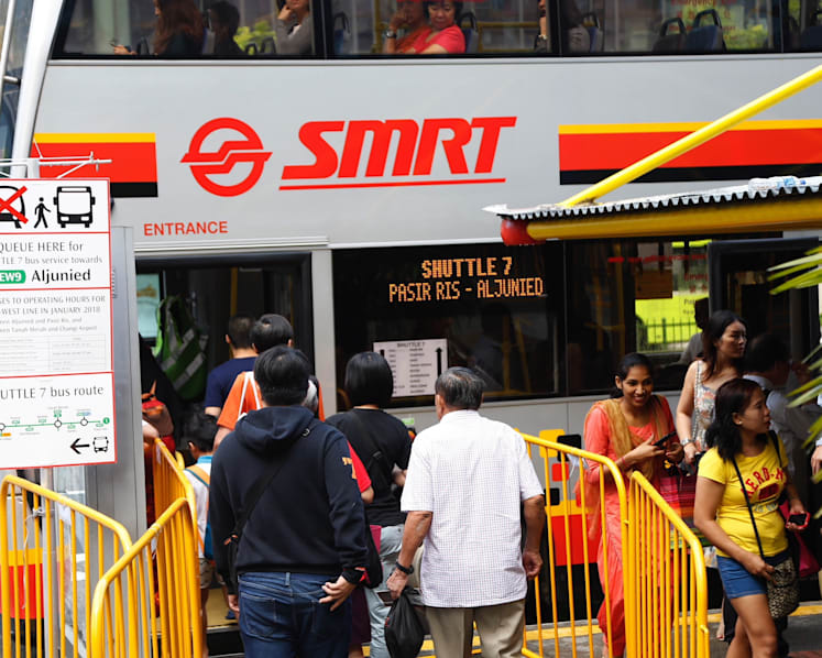 Commuters face longer journeys on first full Sunday closure of eastern stretch of EWL