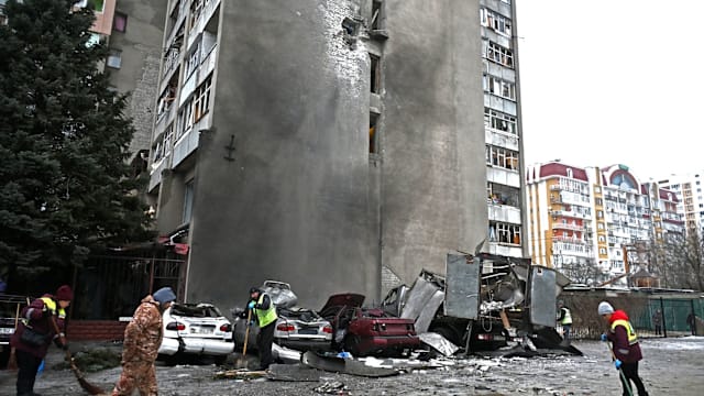 乌克兰指多个城市被俄袭击 造成23死包括一儿童