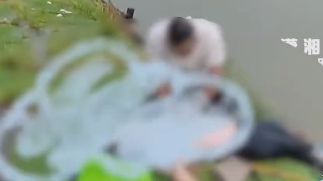 江苏男子雷雨天气钓鱼 遭雷击死亡
