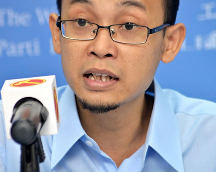 Giving his children a S’pore with alternative voices, solutions