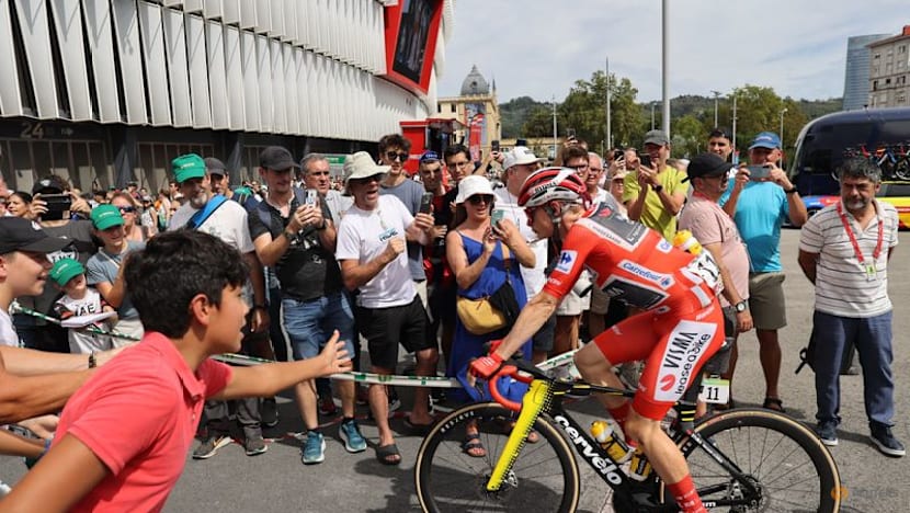Italian Pellizzari powers to Vuelta stage 17 win