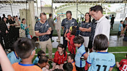Related article image