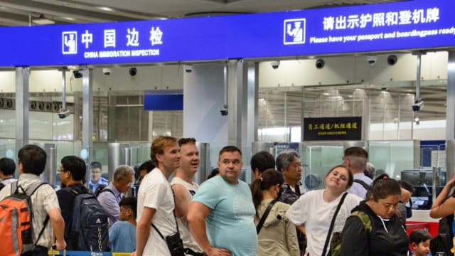 中国再扩大免签国家范围 韩国等九国赴华也不必签证