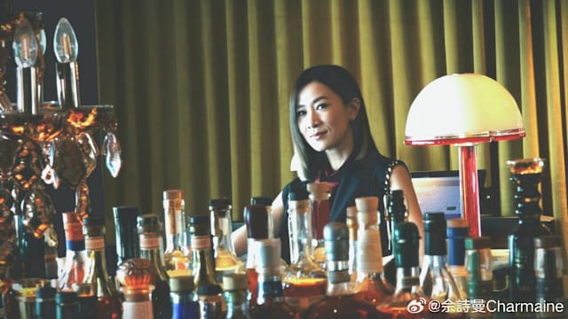 佘诗曼餐厅吃饭被偷拍，反应获赞人品一流！