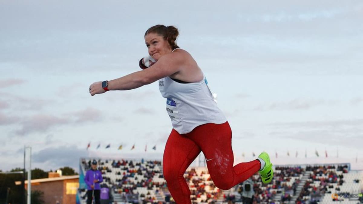 Throwers hurl themselves onto social media, build supporter communities