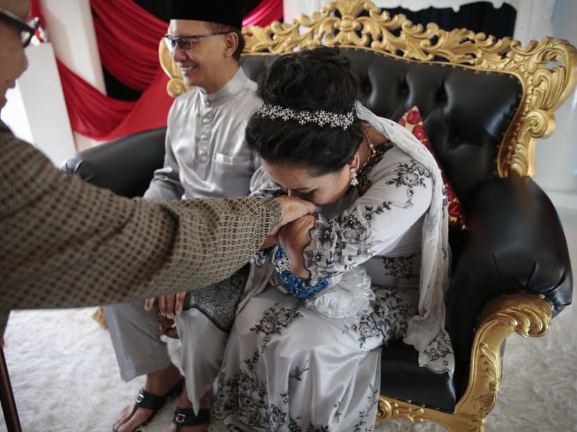 Aishah’s big day touches S’pore hearts