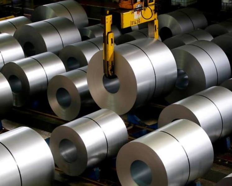German factory orders rise strongly in January