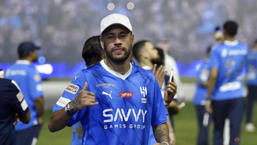 Brazil forward Neymar to return to Santos