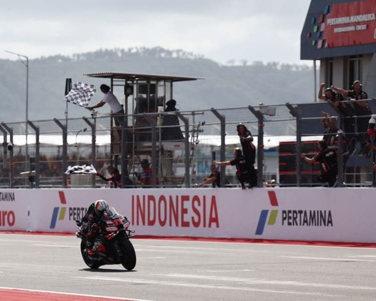 Bezzecchi overcomes early setback to win thrilling Indonesian sprint