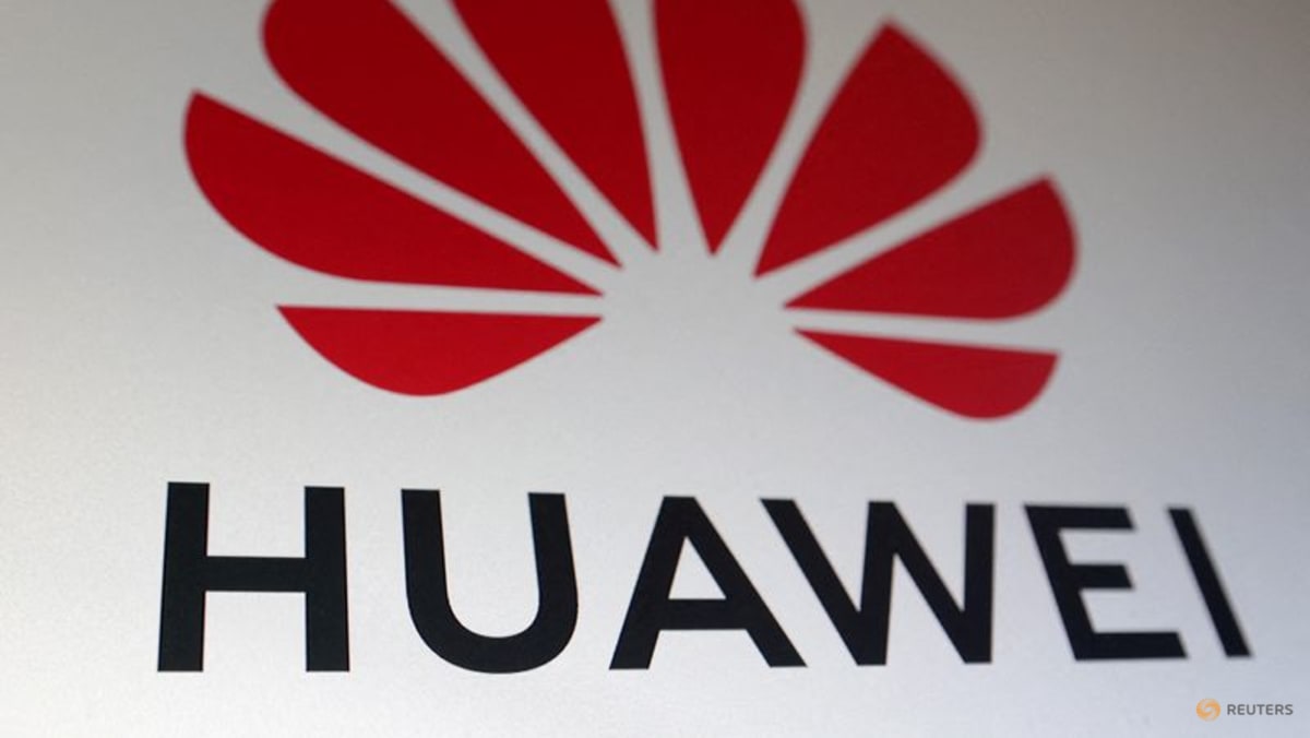 Huawei Unveils Mate XT2 Foldable Smartphone