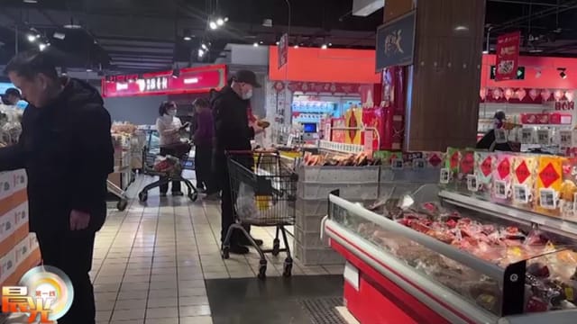 晨光|着眼天下：中国陷消费降级 房地产欲振乏力