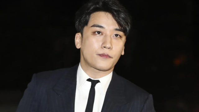 Seungri遭强制退伍入狱服刑