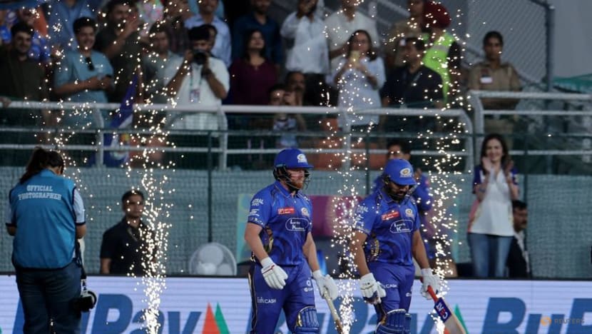 Mumbai eliminate Gujarat to keep alive IPL final hopes