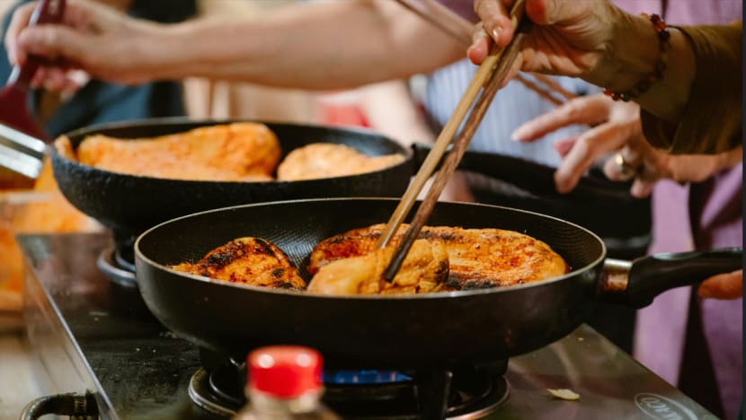 Cantik belum tentu selamat: Guna panduan ini bila ingin beli dan tukar perkakas dapur Cantik belum tentu selamat: Guna panduan ini bila ingin beli dan tukar perkakas dapur