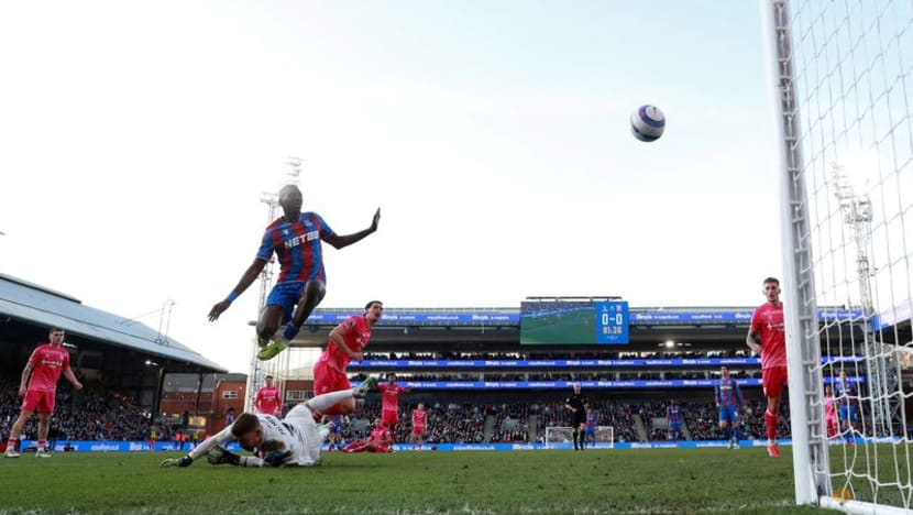 Liverpool open up 16-point league lead; Forest beat City Liverpool open up 16-point league lead; Forest beat City