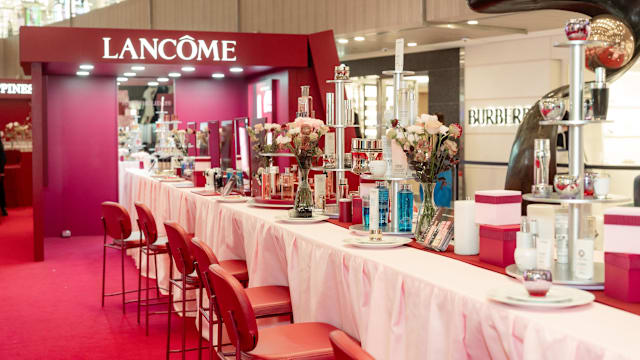 走进Lancôme“巴黎宫殿”！Paragon快闪体验粉红节日盛宴
