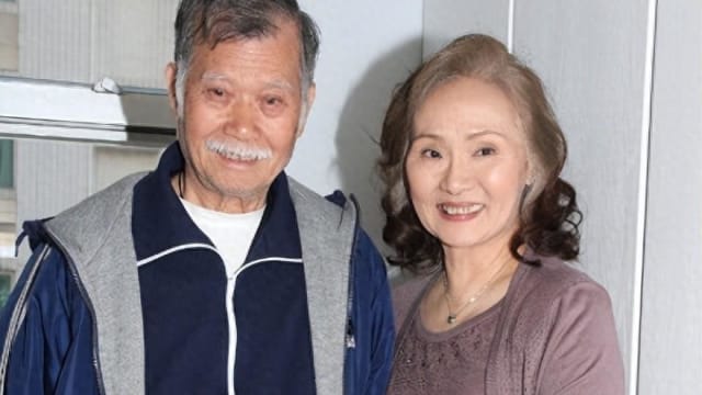 唐佳儿子办理认尸手续，未透露雪妮是否已知噩耗
